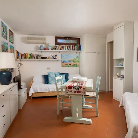 Casa De Flores By Wonderful Italy شقة